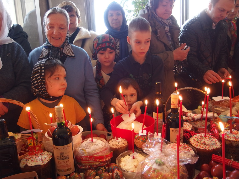 Пасхальная Божественная литургия в Московском Андреевском ставропигиальном мужском монастыре