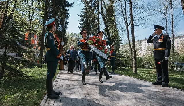 В Москве почтили память героев-губкинцев